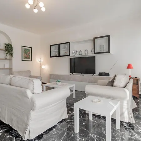 H11 Casa Del Sole Parcheggio - Vista Mare Apartman San Remo