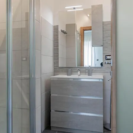 H11 Casa Del Sole Parcheggio - Vista Mare Apartman San Remo